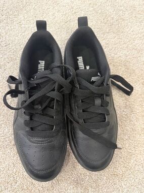 Puma Black Low-Top Lace-Up Sneakers